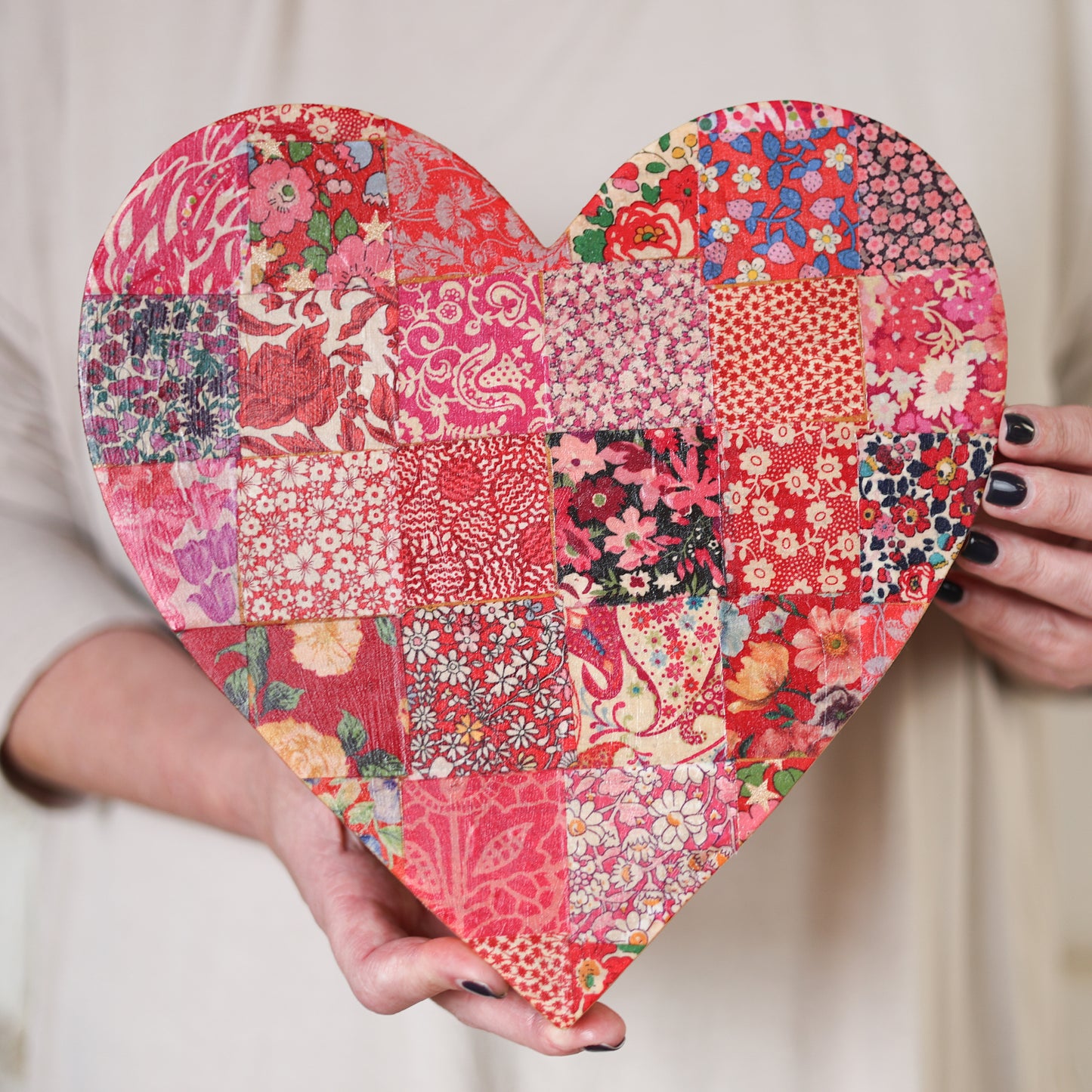 Fabric-Faced Pallet Hearts