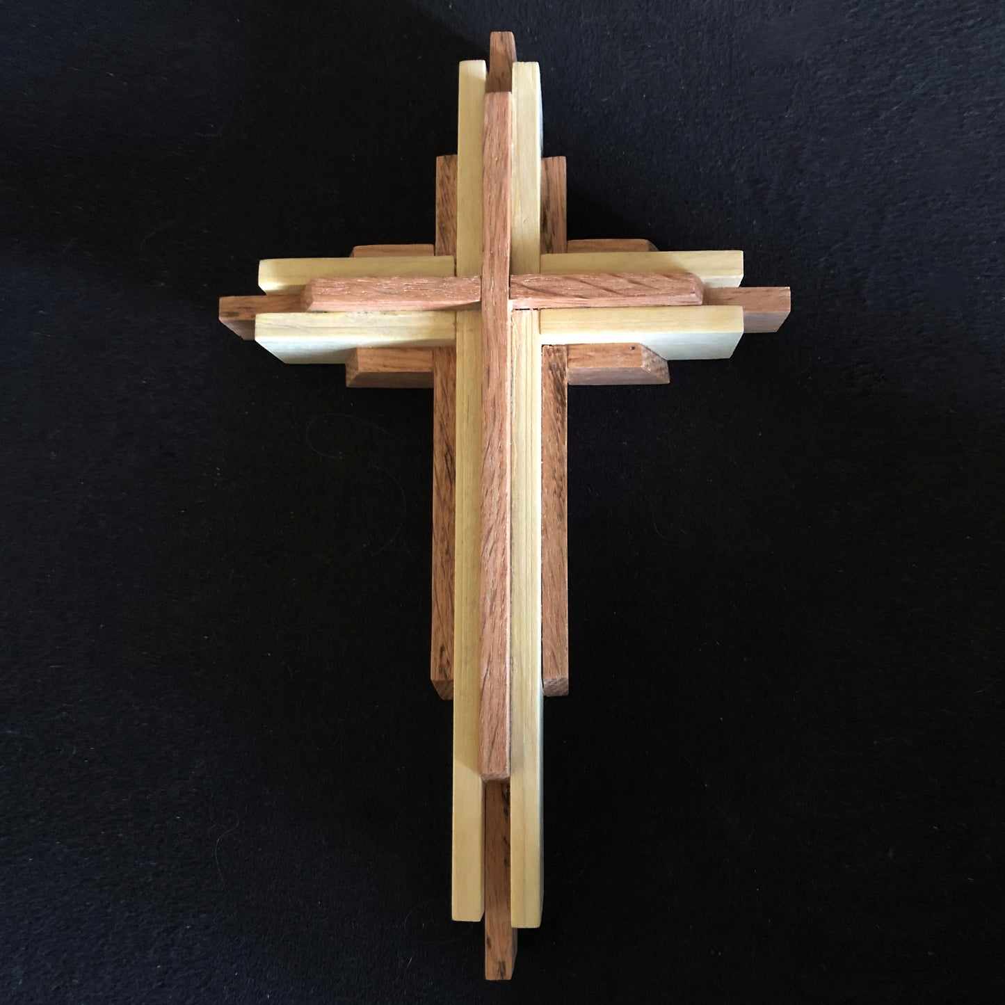 Easy to Build Wood Cross