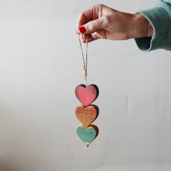 Load image into Gallery viewer, Christmas Hearts :: Heartstrings
