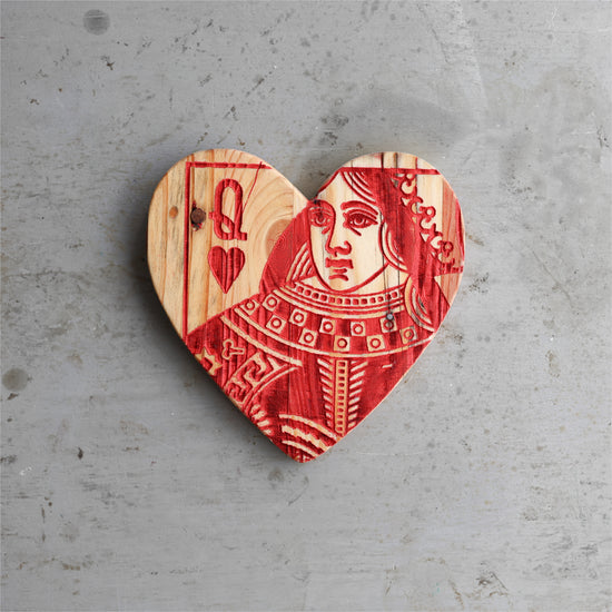 Queen of Hearts Pallet Wood Hearts