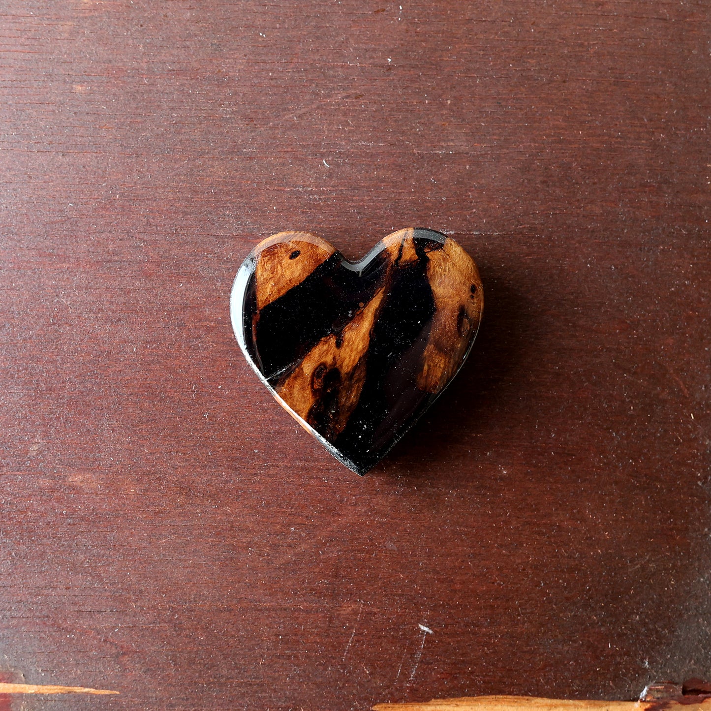 Limited Edition ✨ Oak & Resin Hearts