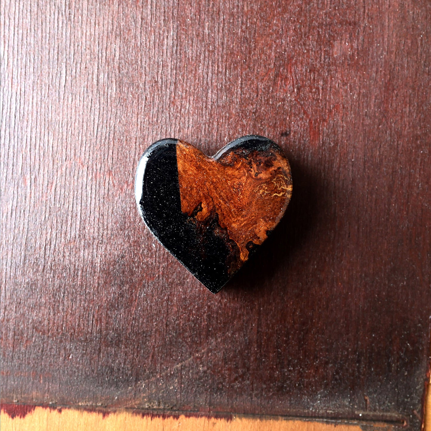 Limited Edition ✨ Oak & Resin Hearts