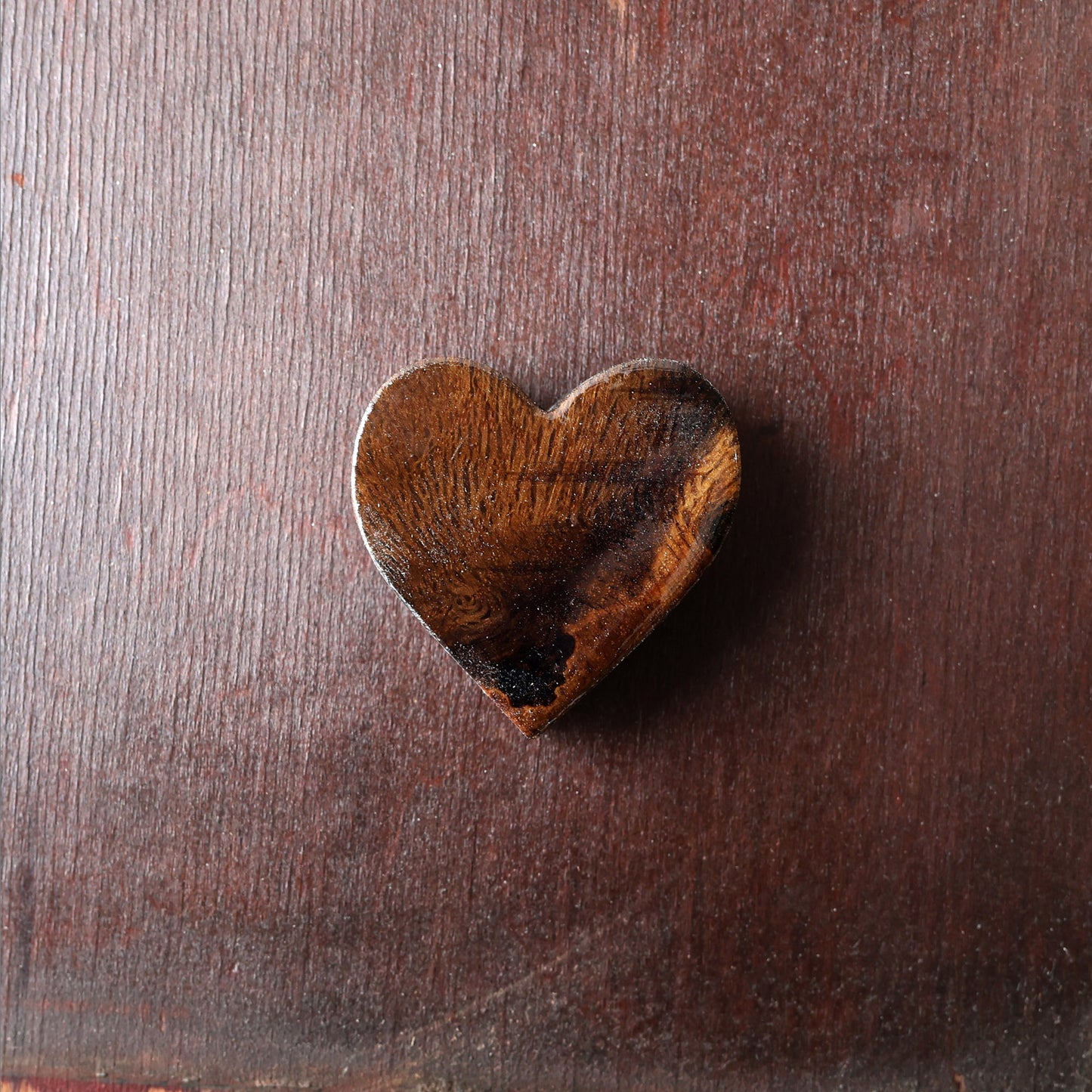 Limited Edition ✨ Oak & Resin Hearts