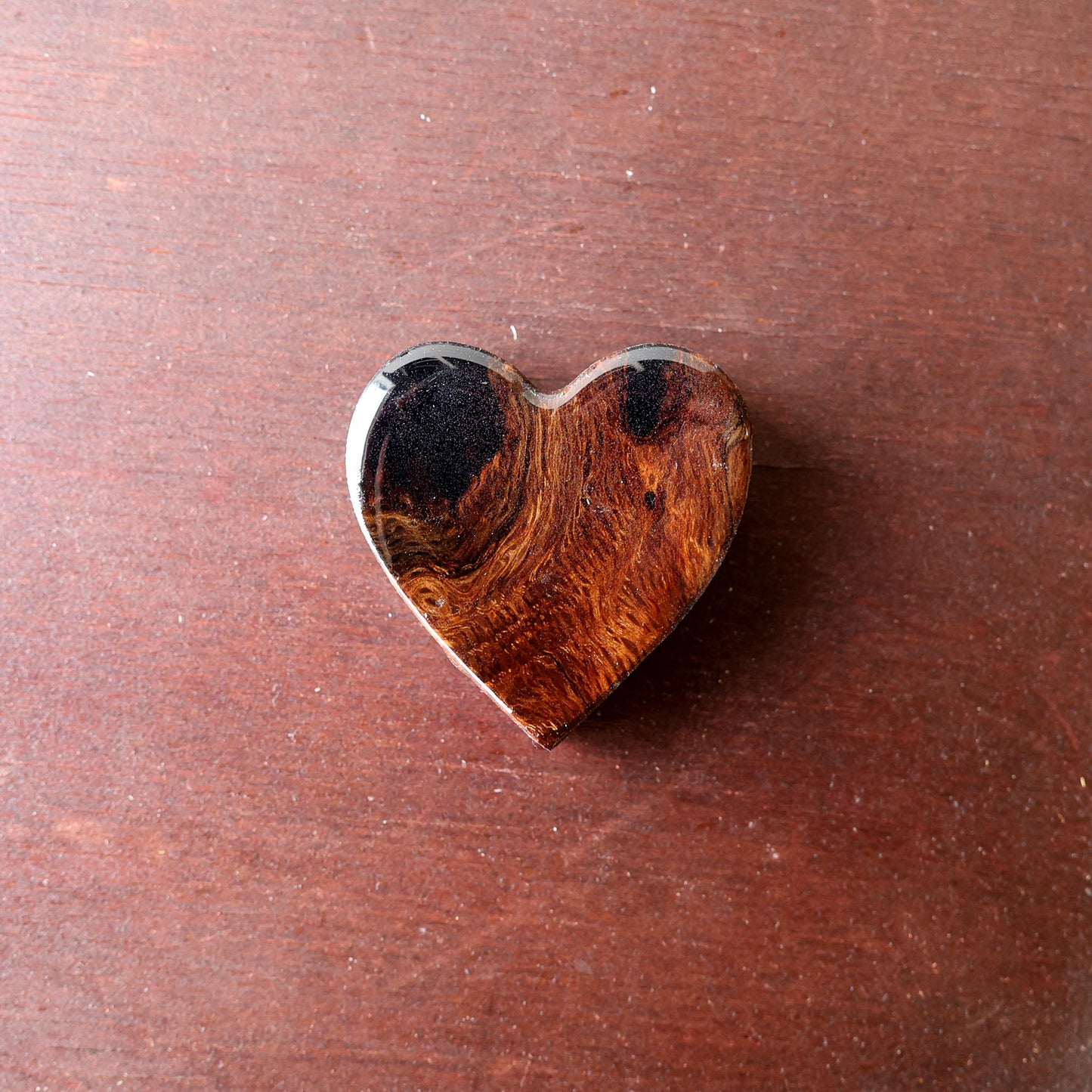 Limited Edition ✨ Oak & Resin Hearts