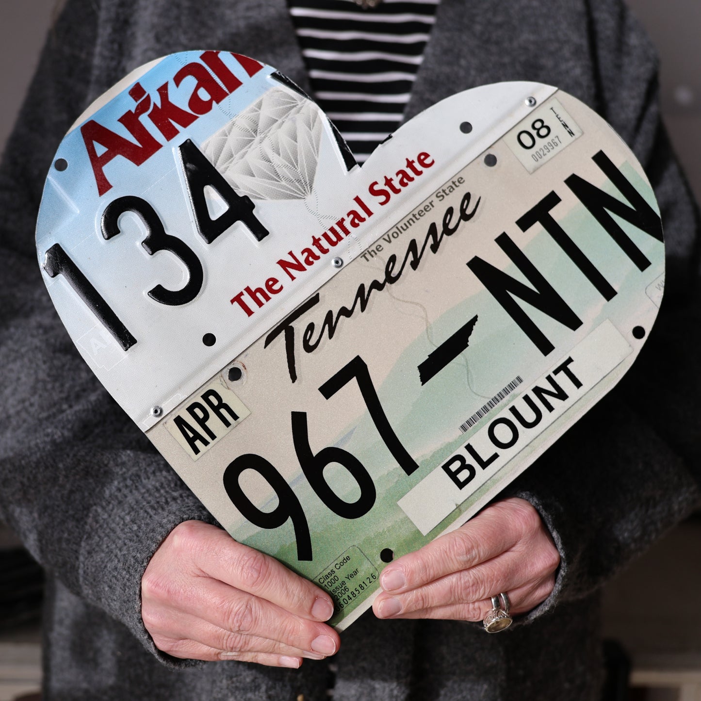 Load image into Gallery viewer, Arkansas Loves Tennessee License Plate Heart
