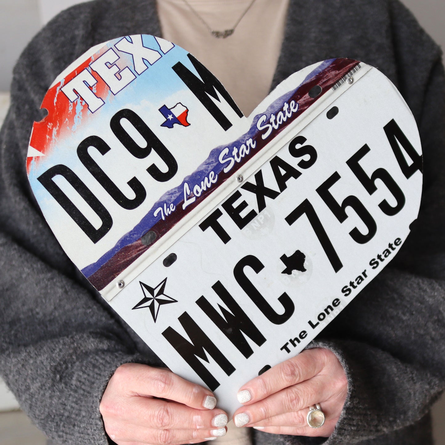 Load image into Gallery viewer, Deep In The Heart Of Texas License Plate Heart
