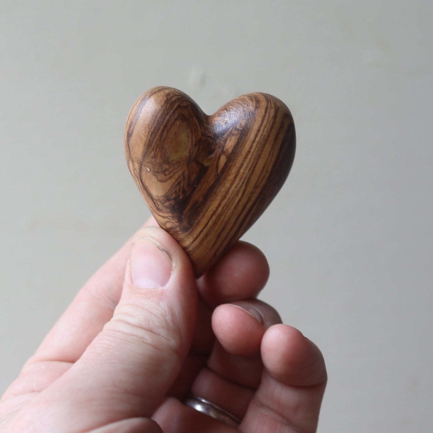 Olive Wood Heart (medium) #OT108 - Holy Land Olive Wood - Bethlehem Olive  Wood Factory
