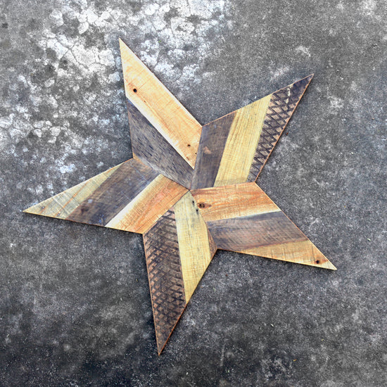 Load image into Gallery viewer, Large Reclaimed Pallet Wood Stars
