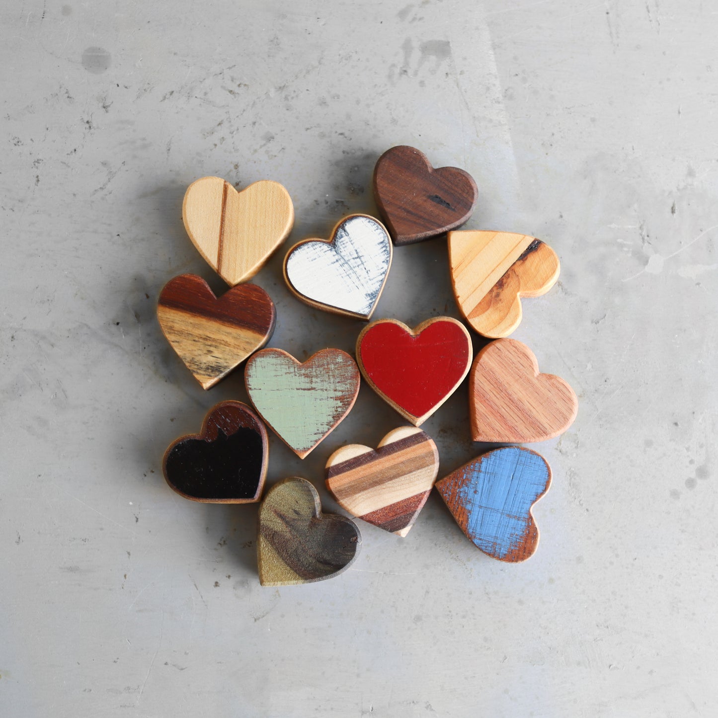 Dohia Natural Heart Wood Slices Unfinished Wooden Hearts for