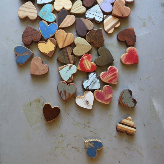 Small Rustic Wooden Heart Dish - Qwinkydink