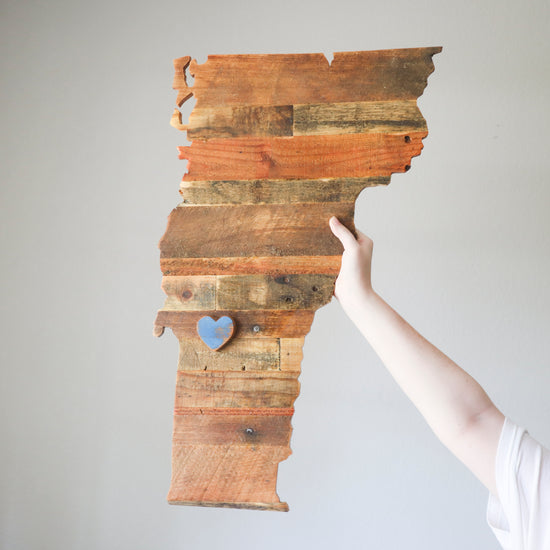Load image into Gallery viewer, Pallet Wood State Art
