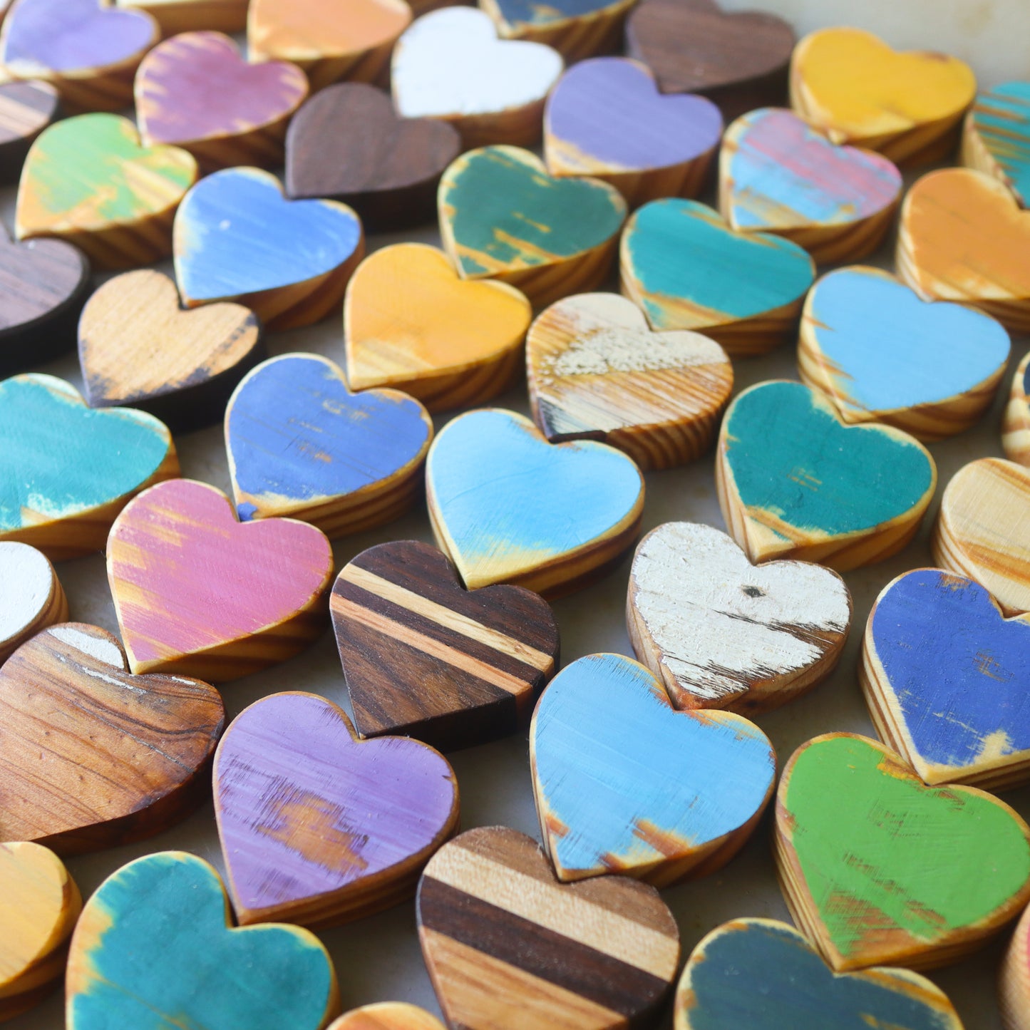 Painted wooden hearts  Heart painting, Painted hearts, Wooden hearts
